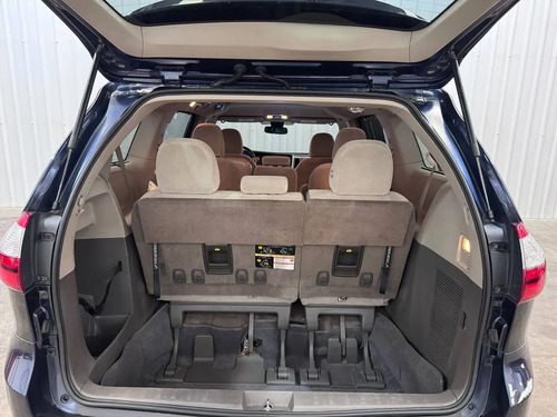 Toyota Sienna Le At 3.5 8psj 4x4