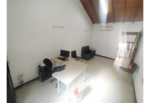 Oficina En Arriendo En Laureles