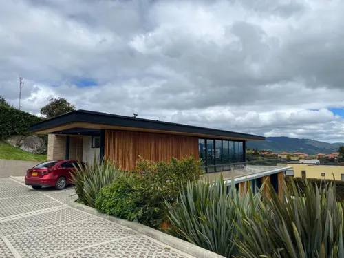 Casa En Venta En La Calera. Cod V8226