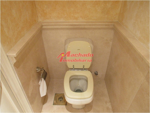 Imagen 16 de 30 de Venta De Apartamento De 3 Dormitorios Y Dep. De Servicio En Punta Del Este.