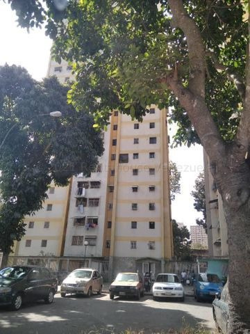 Imagen 2 de 12 de Apartamento En Venta Ruiz Pineda - Caricuao 4