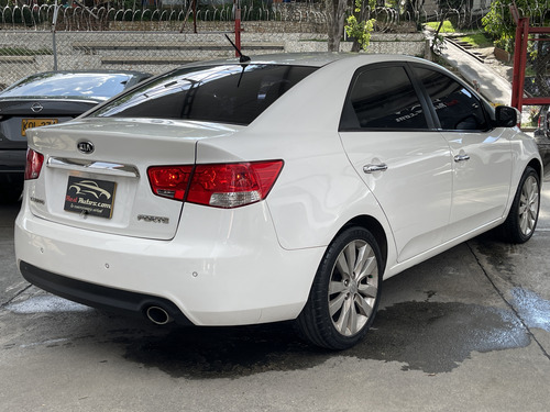 Kia Cerato Forte 1.6 At 1600cc 2ab Abs