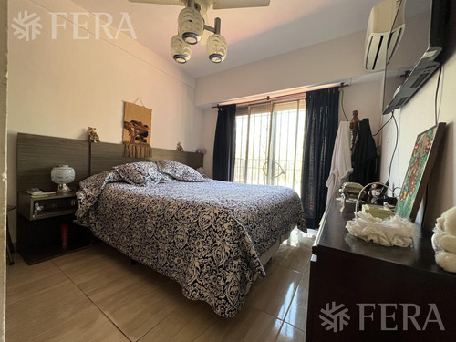Venta Casa 3 Ambientes Con Cochera, Patio Con Parrilla Y Terraza En Wilde