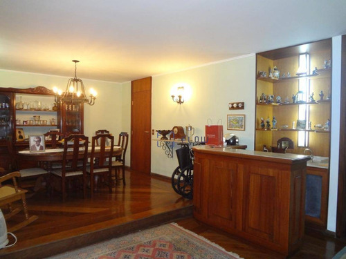 Casa Com 3 Dormitórios E 3 Vagas De Garagem - Paraíso. - Ca1180