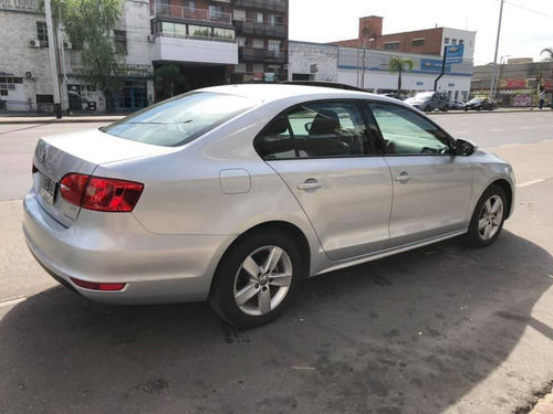 Volkswagen Vento 2.5 Advance Plus Tiptron 170cv 2014