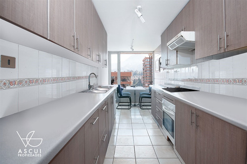 Departamento En Venta De 3 Dorm. En Vitacura