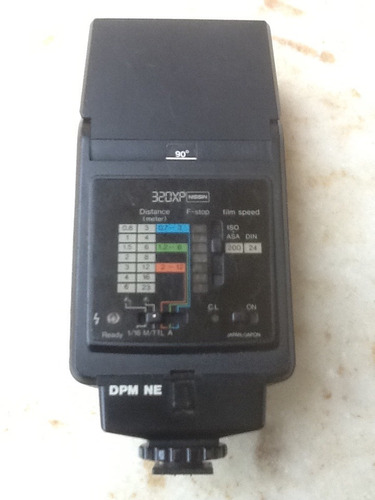 Flash Nissin 320xp