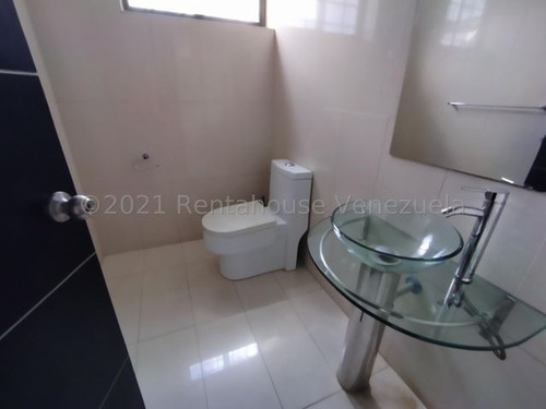 Imagen 3 de 21 de Leida Falcon Rentahouse Vende Galpon En Zona Industrial Valencia 22-11092 Lf