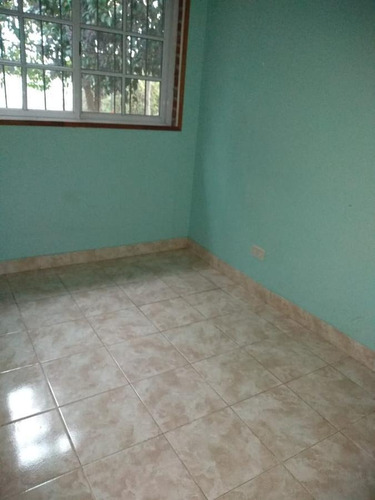 Imagen 10 de 16 de Casa En Alquiler Km. 40