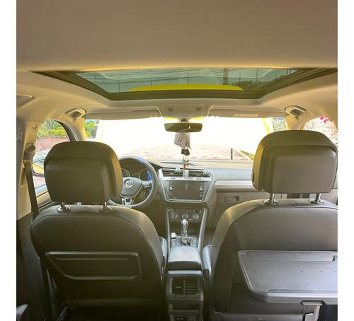 Volkswagen Tiguan 1.4 R line