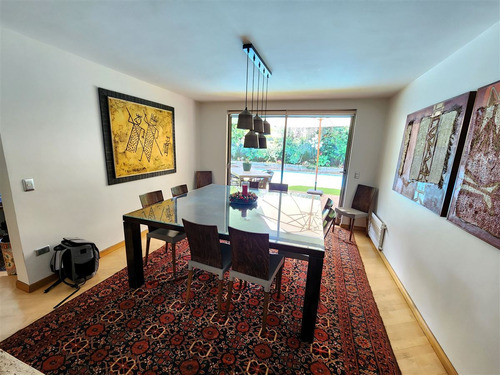 Casa En Arriendo De 5 Dorm. En Las Condes