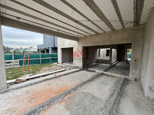 Casa En Venta En Barrio Privado Santo Tomas, G.b.a. Zona Norte