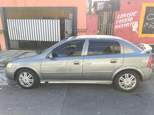 Chevrolet Astra 2.0 Elegance Flex Power Aut. 5p