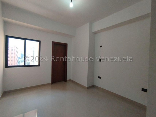 Yonny Silva Rentahouse Vende Excelente Apartamento En La Trigaleña Valencia Rcys 24-16836