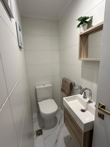 Departamento 3 Ambientes - Reciclado Y Con Cochera