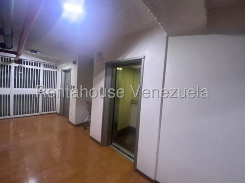Apartamento En Alquiler La Urbina Vgi