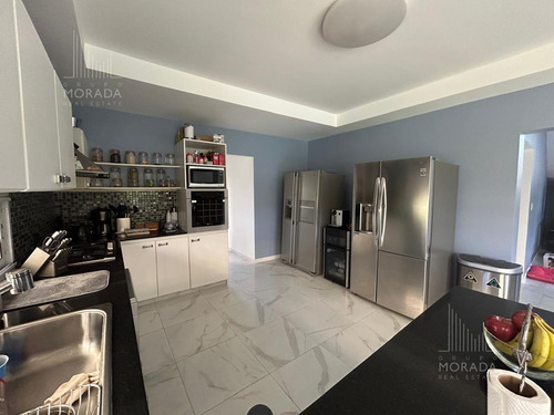 Casa En Venta 6 Ambientes Barrio Santa Guadalupe Pilar Del Este Con Pileta