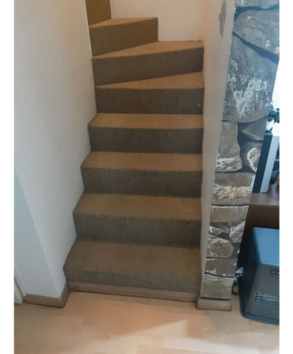 Casa 2 Pisos En Micro Barrio Con Portón Accesos