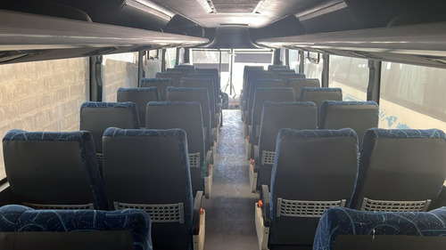 Omnibus Mercedes Benz O500 M30 U Saldivia Automatico 52 Pax