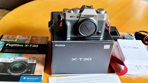 Imagen 1 de 5 de Fujifilm X-t30 Mirrorless Digital Camera With 18-55mm Lens