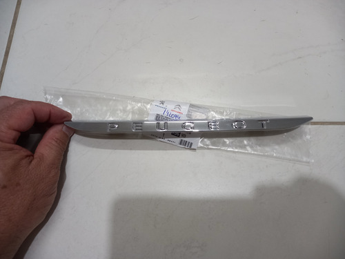 Friso Emblema Parachoque Dianteiro Original Peugeot 208
