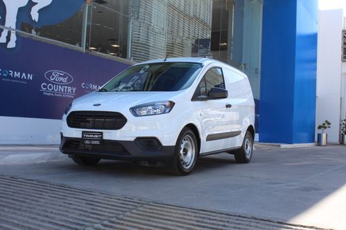 Ford Transit Courier 2023