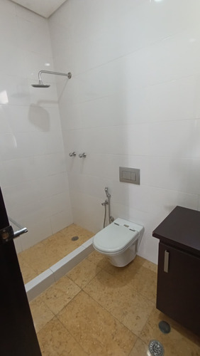Aparto-casa, Remodelado, Amoblado Y Equipado En La Urb. Alta Florida (planta Alta)