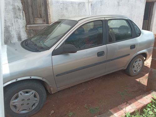 Chevrolet Classic Corsa sedan Sprite 2