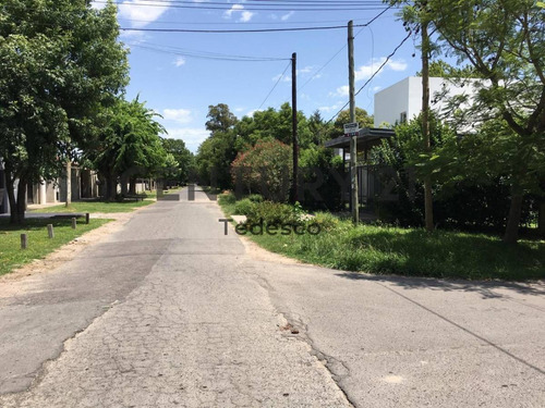 Imagen 4 de 6 de 8 Entre 472 Y 474. Importante Lote De 1154m2 En Venta, City Bell