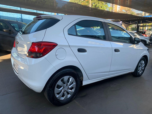 Imagem 6 de 9 de Chevrolet Onix Joy 1.0 2019