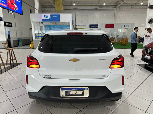 Chevrolet Onix 1.0 TURBO FLEX LT AUTOMÁTICO
