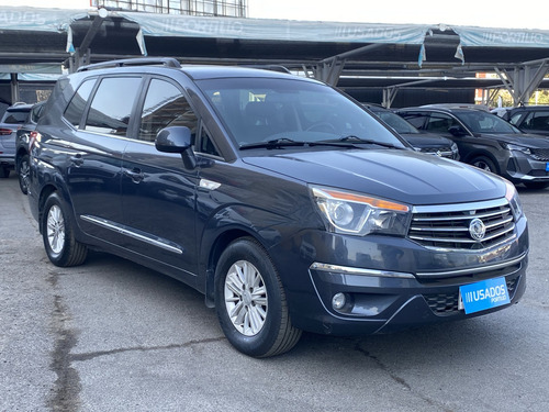 Ssangyong Stavic 2018
