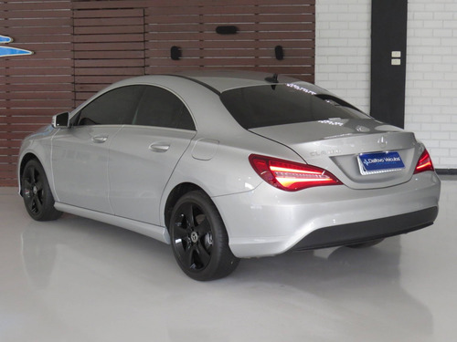 Mercedes-benz Cla 180 1.6 Cgi Gasolina 7g-dct
