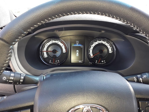 Toyota Hilux 2.8 Cd Srx 177cv 4x4 At