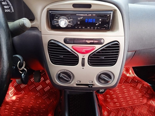 Imagem 12 de 15 de Fiat Siena Fire