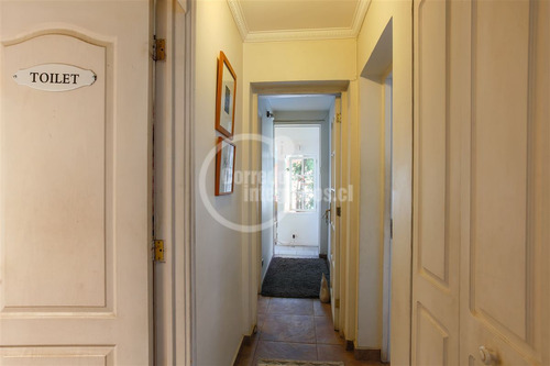 Casa En Venta De 5 Dorm. En Las Condes