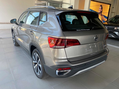 Imagen 7 de 12 de Volkswagen Taos 2023 1.4 250 Tsi Highline