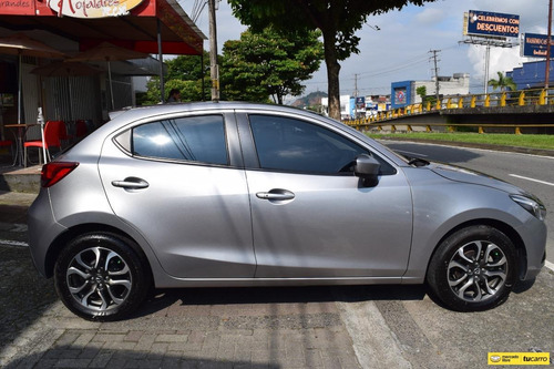 Imagen 6 de 14 de Mazda