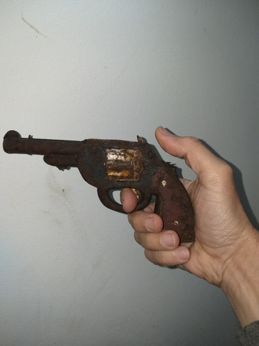 Antiguo Revolver De Chapa Aero Cebitas Juguete Arma