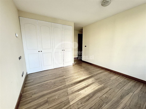 Departamento En Venta De 3 Dorm. En Las Condes, Sin Ruido.