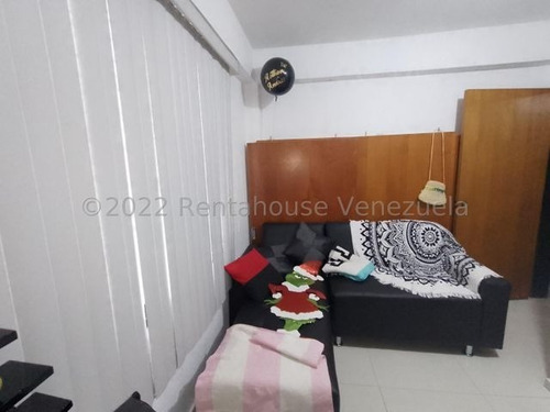 Imagen 9 de 14 de Casa En Venta En Urb. Las Amazonas, Santa Rita Cod. 23-14893 Dvm