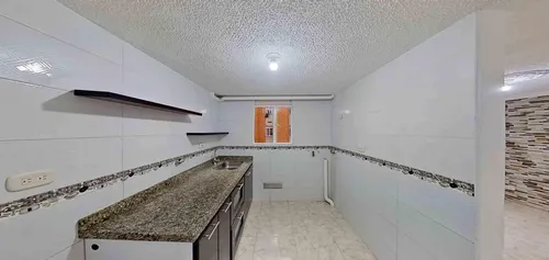 Apartamento Para Venta En Los Laureles (21231290381).