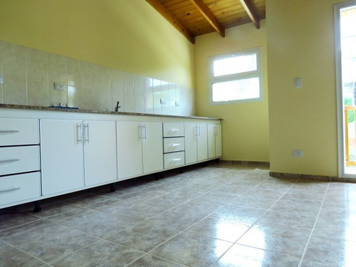 Imagen 3 de 7 de Venta En Tandil Departamento Con Balcón Oportunidad