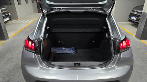 Peugeot 208 1.6 Feline Tiptronic