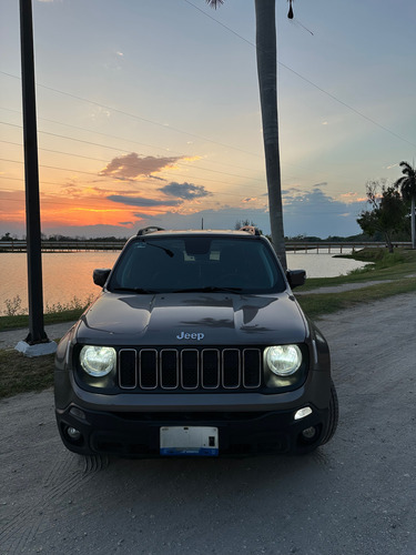 Jeep Renegade 1.8 Latitude 4x2 At
