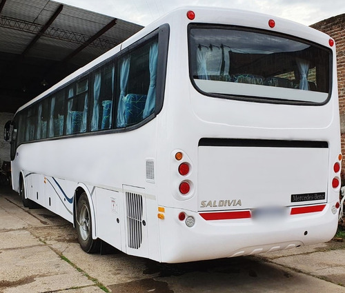 Imagen 3 de 11 de Mercedes Benz 1621 0km Saldivia 45 Asientos