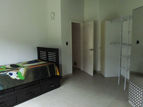 Imagen 14 de 21 de Venta De Casa Quinta En Guacuco Country Club