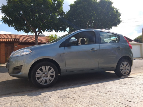 Fiat Palio Essence 1.6 - Prata - 4 Portas