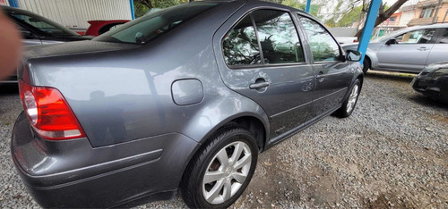 Imagen 3 de 6 de Volkswagen Jetta Clásico 2013 2.0 Cl 5vel Aa Mt
