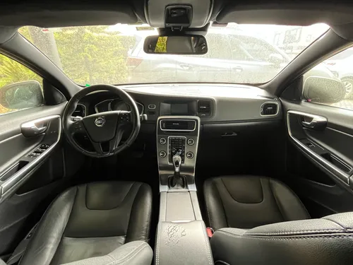 Volvo S60 T5 2.0cc At Aa 4x2